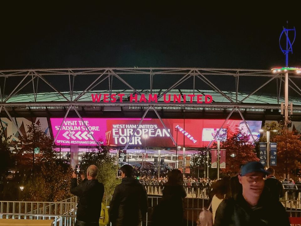 开云端视角：2026赛季NFL常规赛怎么看巴尔的摩乌鸦与堪萨斯城酋长？先搞懂入口与电视投屏与移动端设置